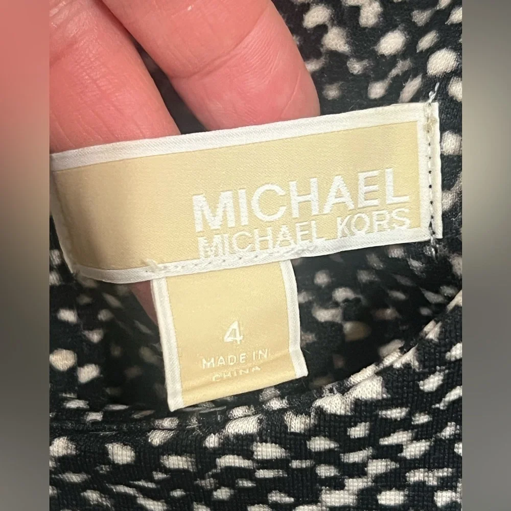 Michael Kors Blo/Wht Flare Skirt dress size 4